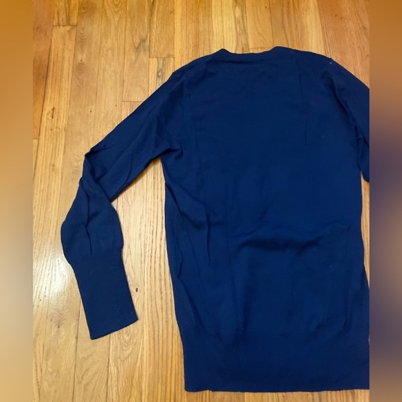 J. Crew Navy V-Neck Sweater Size Medium - Picture 8 of 9